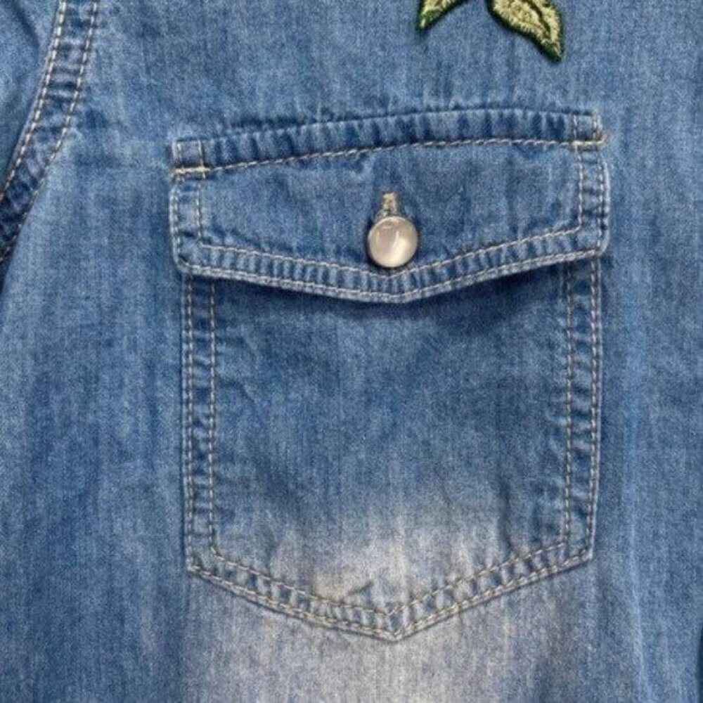 Lumiere Denim Embroidered Pearl Snap Shirt Western Cowgirl - Picture 6 of 11